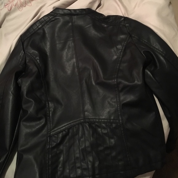 Jacket - Picture 3 of 3