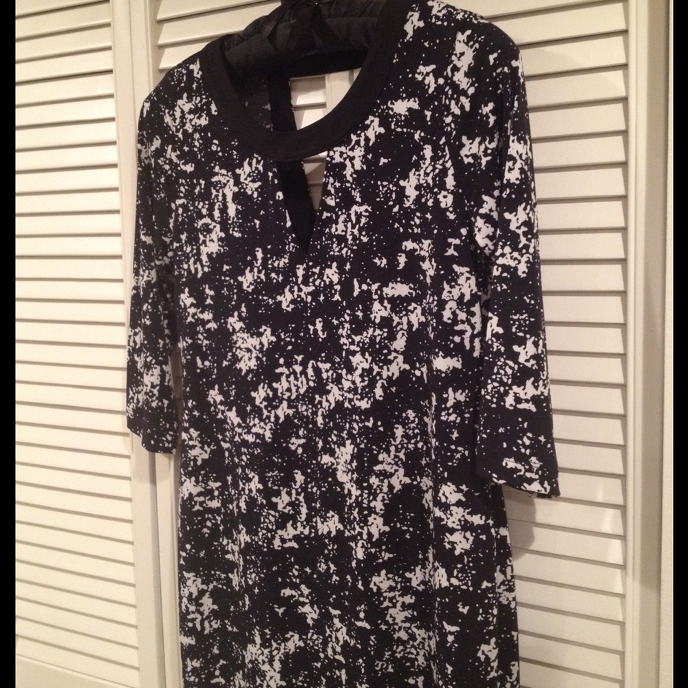 LAST CHANCE! Banana Republic sheath dress
