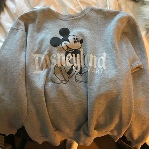 Disneyland grey crew neck!