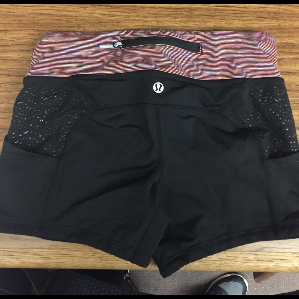 Lululemon spandex shorts