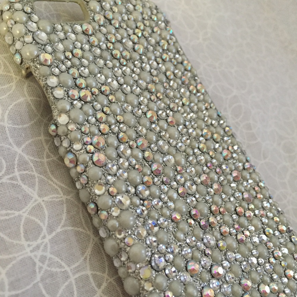 MOVING! MUST GO! iPhone 6/6s rhinestone case