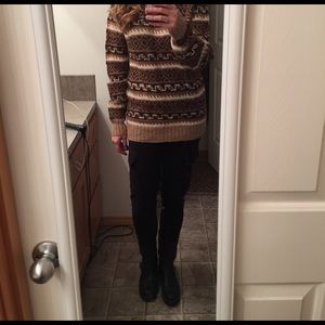 Vintage 100% Alpaca sweater! Very Boho cool!