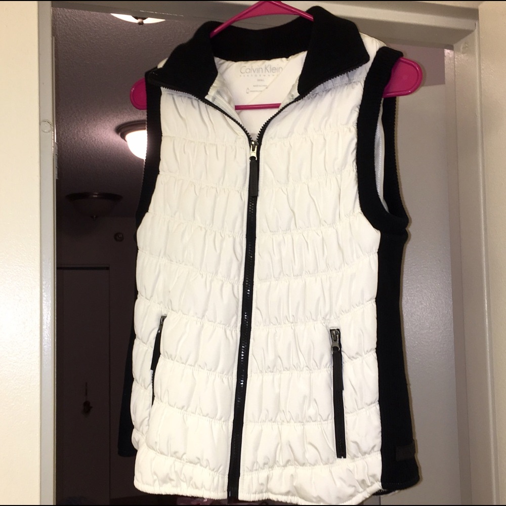 *LAST CHANCE CM DEAL*Calvin Klein Performance Vest