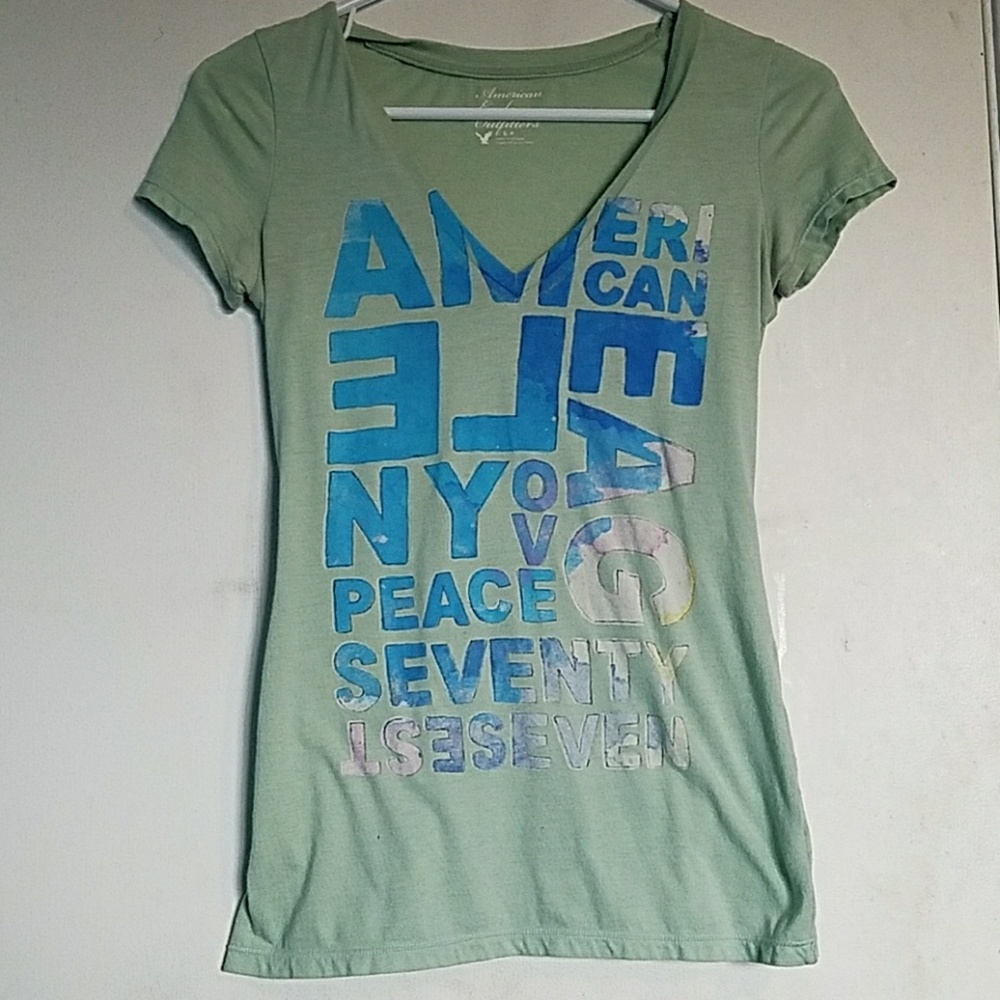 American Eagle tee