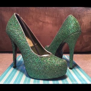 NWT - Women's 5" Glitter Stiletto Pumps