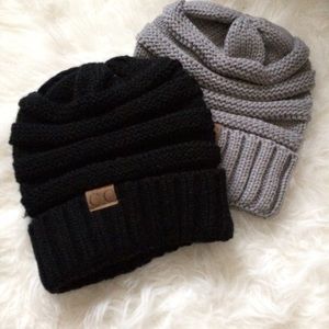 Accessories - Black Knit Beanie Accessories - Black Knit Beanie