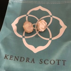 Kendra Scott studs
