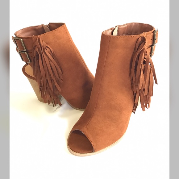 Charlotte Russe Shoes - FINAL CHANCE‼️🌷Ankle Booties with Fringes onsides