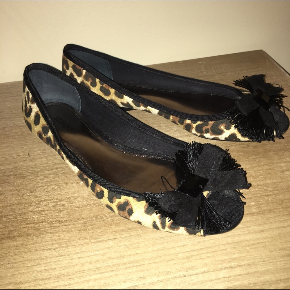 Adorable flats!