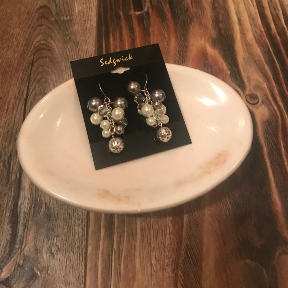 Earings