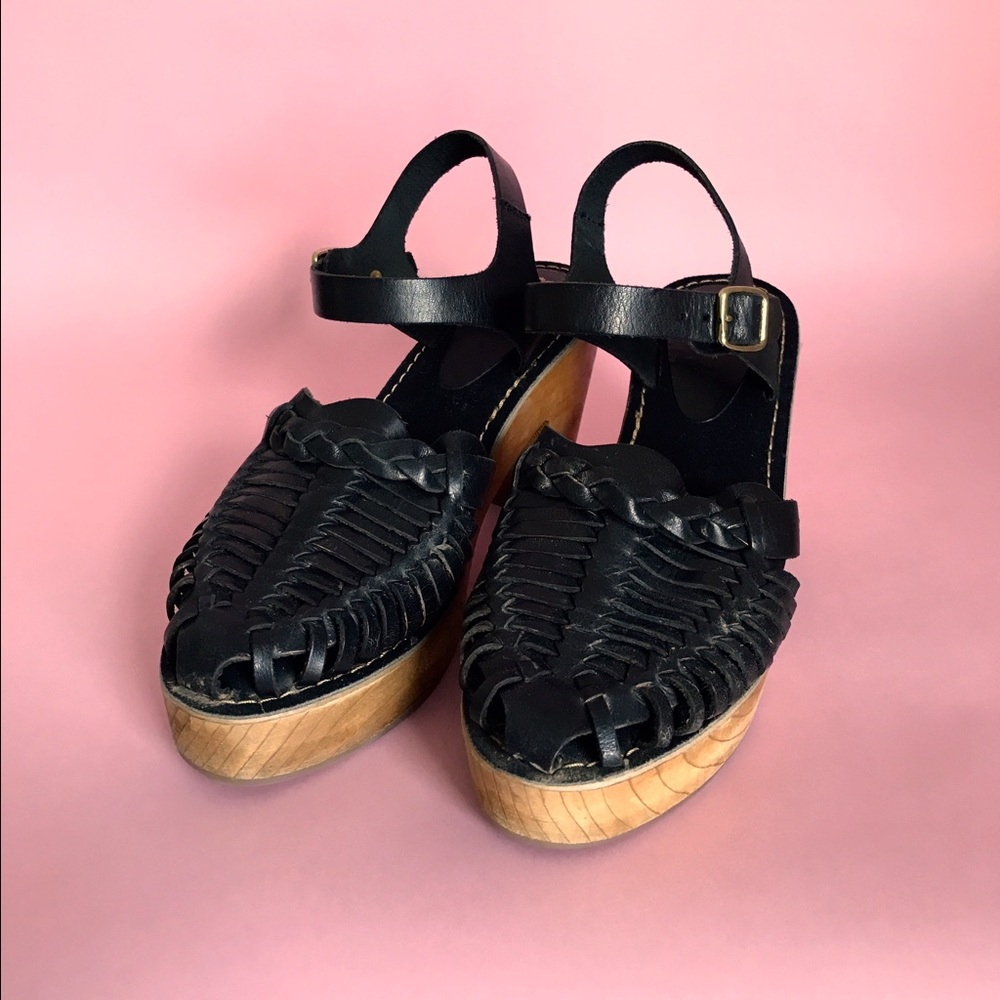 Ecote Urban Outfitters Wooden Block Heel Huaraches