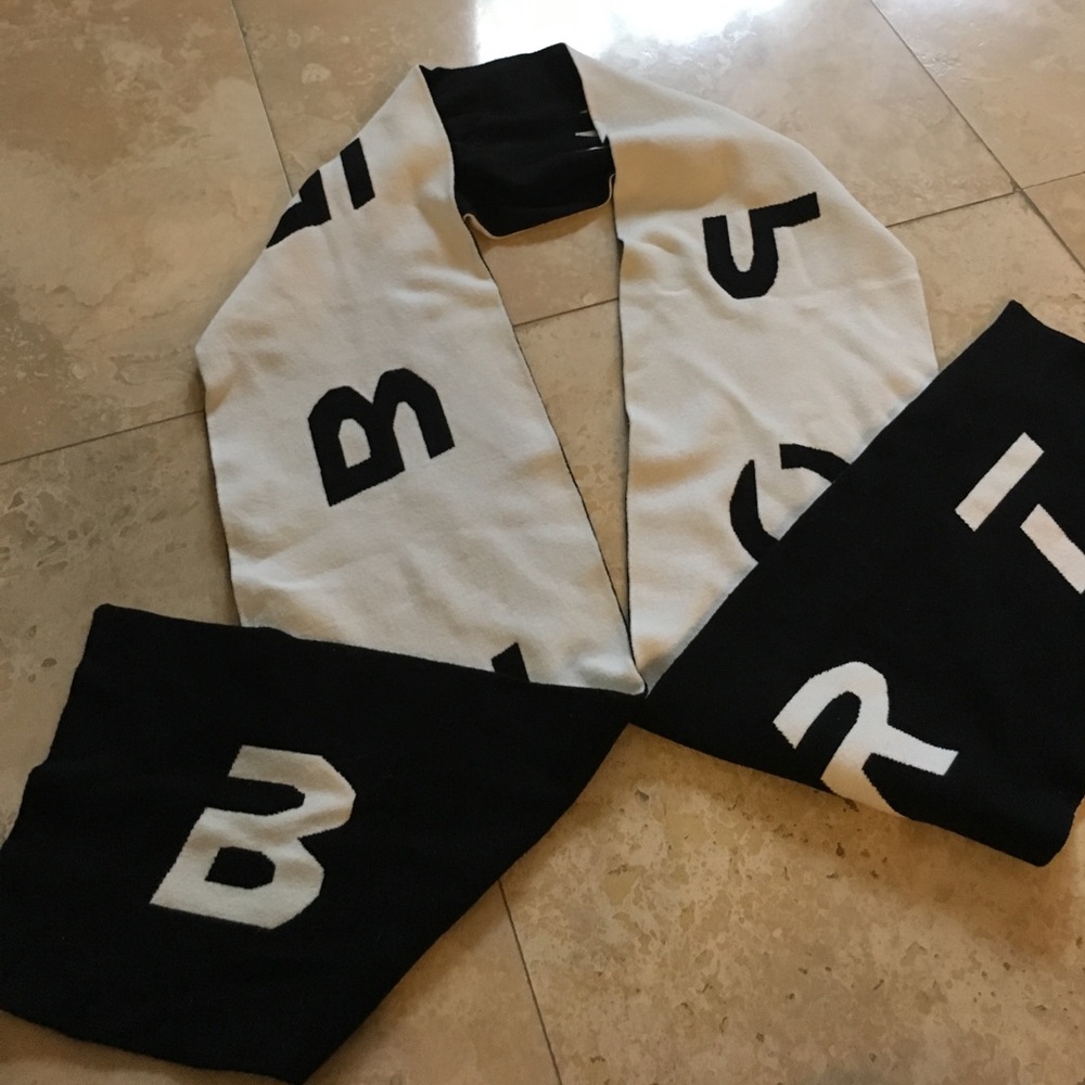 BeBe Sport Reversible Scarf