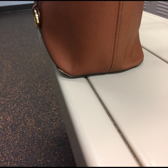 Michael Kors brown tote - Picture 4 of 6
