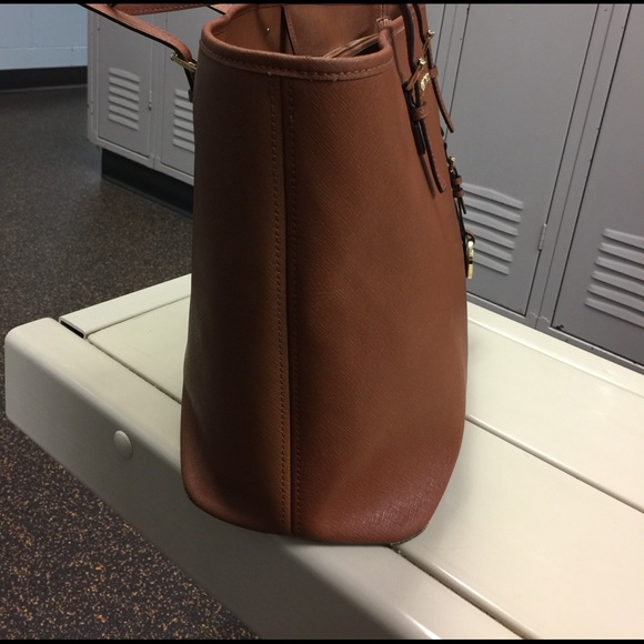 Michael Kors brown tote - Picture 5 of 6
