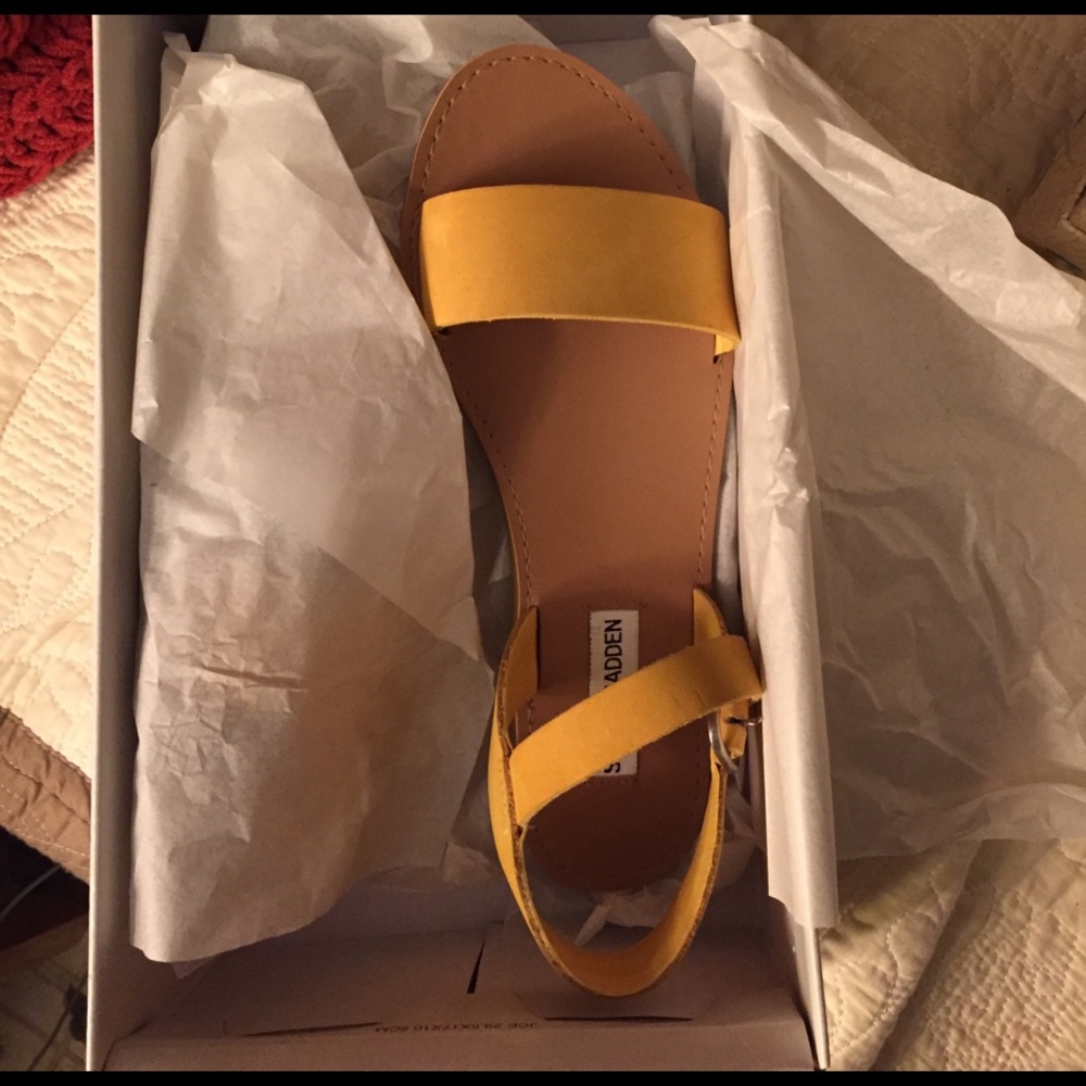 Steve Madden Sandals