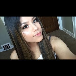 Meet your Posher, Yesenia