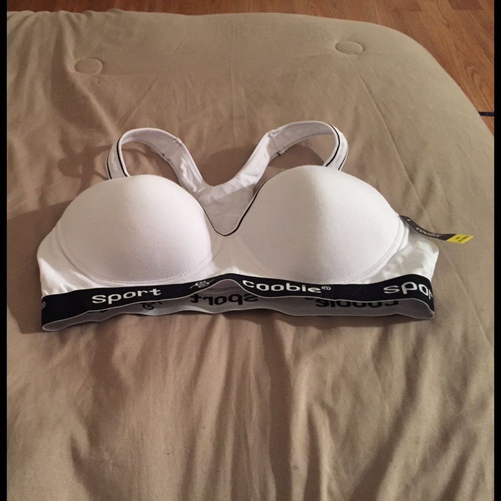 Brand new sports bra