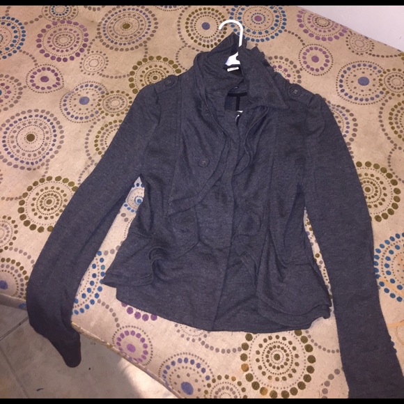 Gray jacket - Picture 4 of 4