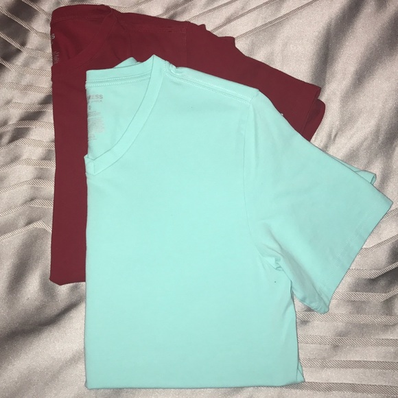 SOLD:🚫 Express V Neck and Crew Neck T-shirts - Picture 1 of 3