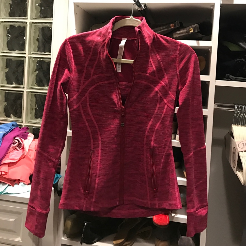 Lululemon NEVER WORN zip up jacket