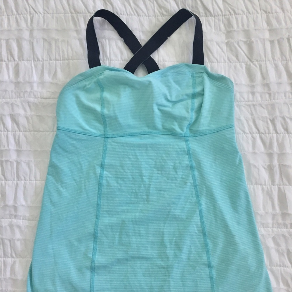 Lululemon workout tank