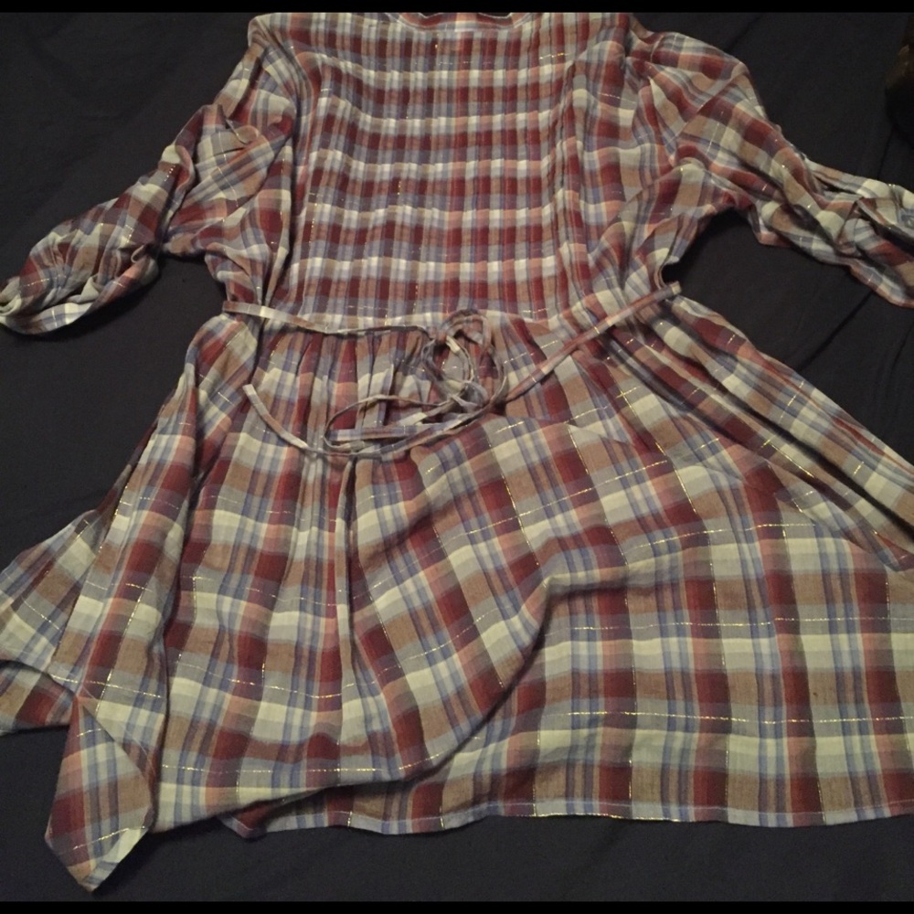 Shirt - Picture 2 of 2