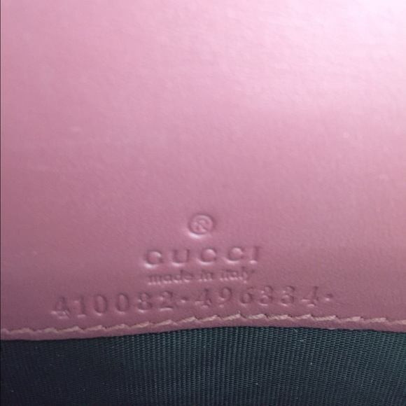 SOLD 🌷🌸💕Gucci Pink Blooms wallet on a chain - Picture 4 of 4