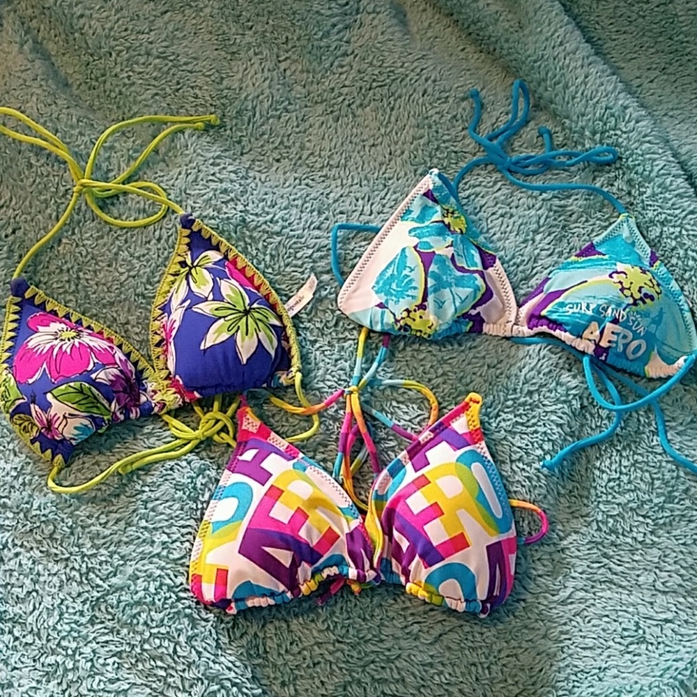 3 triangle bikinis