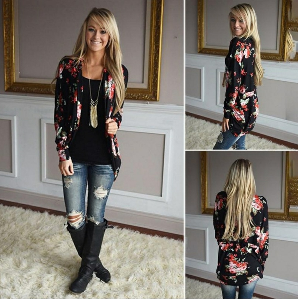 • Flash Sale • Floral Print Cardigan - Picture 2 of 4