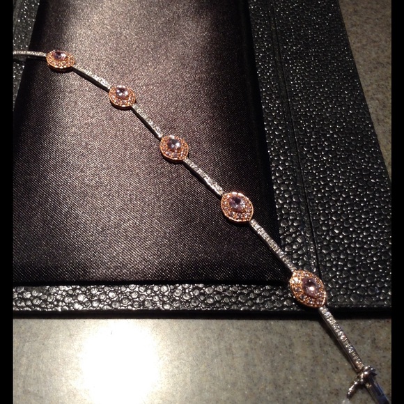 Jewelry - Rose gold & white gold bracelet
