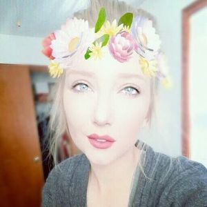 Meet your Posher, Charlotte