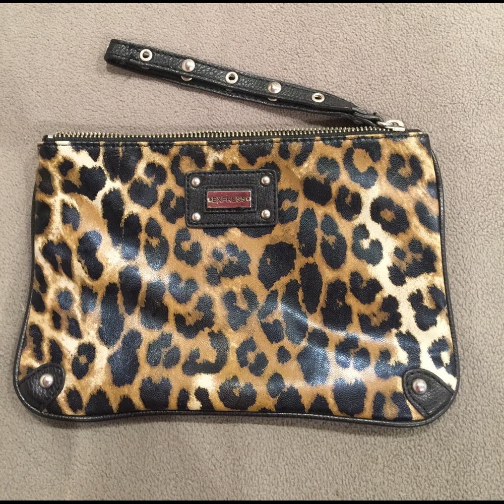 Leopard express wristlet -approximately 7x5"