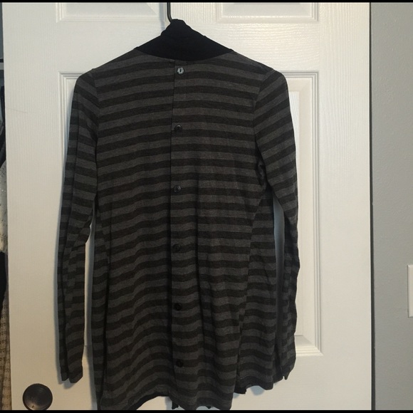 Cardigan - Picture 2 of 3