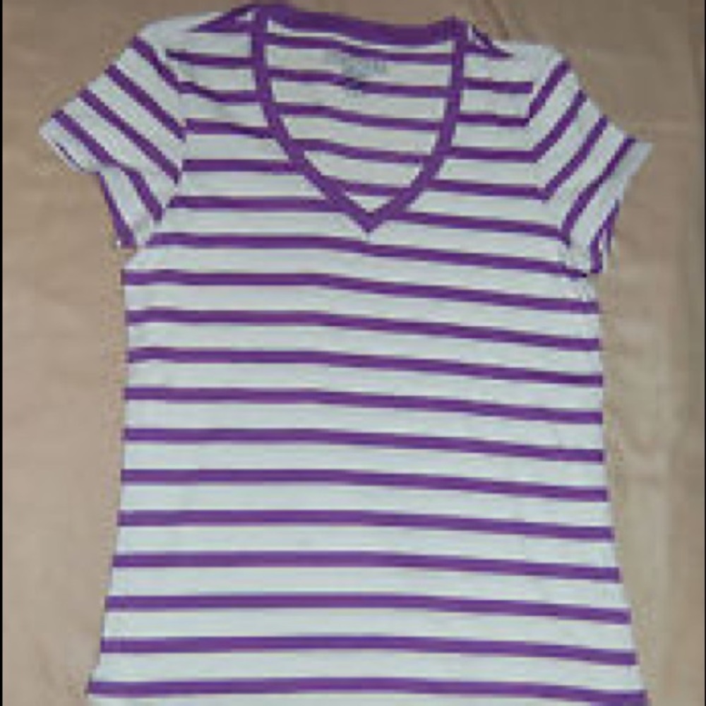 Faded Glory White & Purple V-Neck