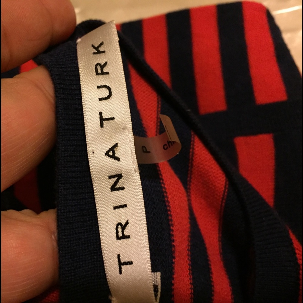 Trina Turk Red Blue Striped Sleeveless Knit Tank - Picture 4 of 8