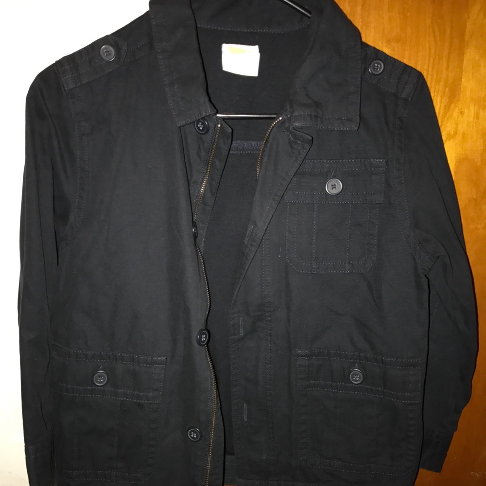 Black lite jacket for boys.