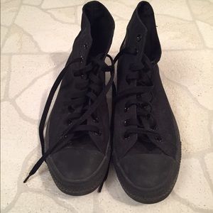 Converse Chuck Taylor canvas highs