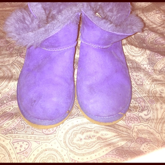 Blue uggs - Picture 3 of 3