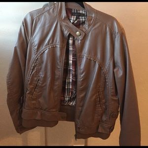 ‼️💲4‼️Like new Tan/light brown leather jacket!