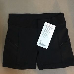 Lululemon shorts What the sport shorts New size4