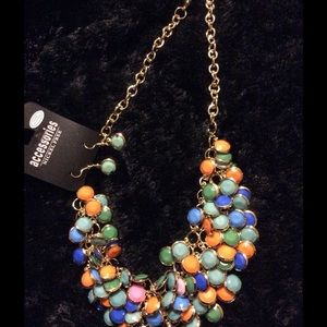 New beautiful colorful statement necklace.