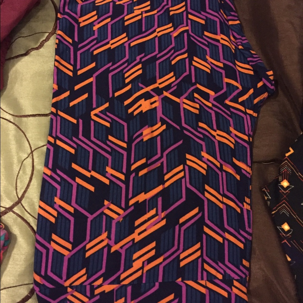 TC LEGGINGS BRABD NEW