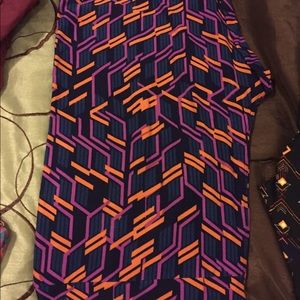 TC LEGGINGS BRABD NEW