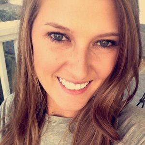 Meet your Posher, Kari