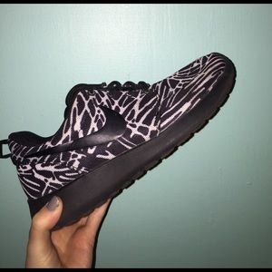 Nike Roshes black and white spider pattern