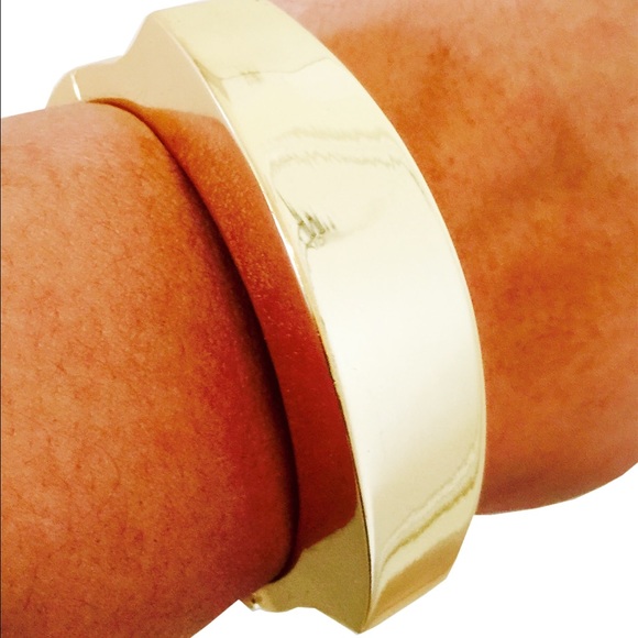 TORY Gold FITBIT FLEX 2 Fitness Tracker Bracelet - Picture 2 of 5