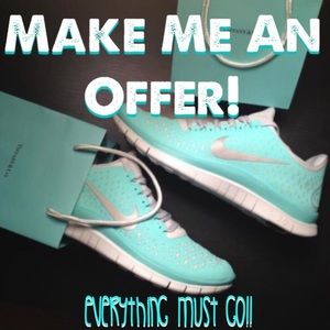 Come check out my closet!!