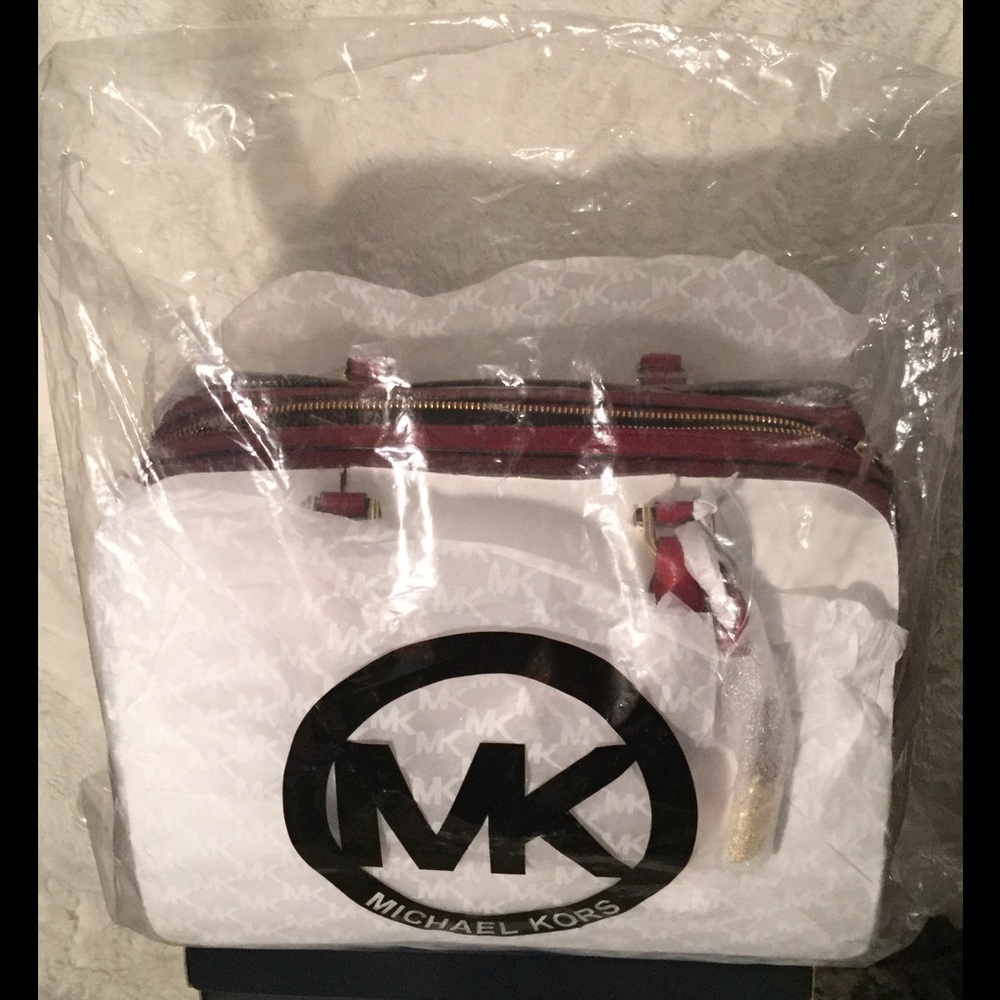 MMK STUDIO MERCER MEDIUM SATCHEL 🤗 - Picture 4 of 4
