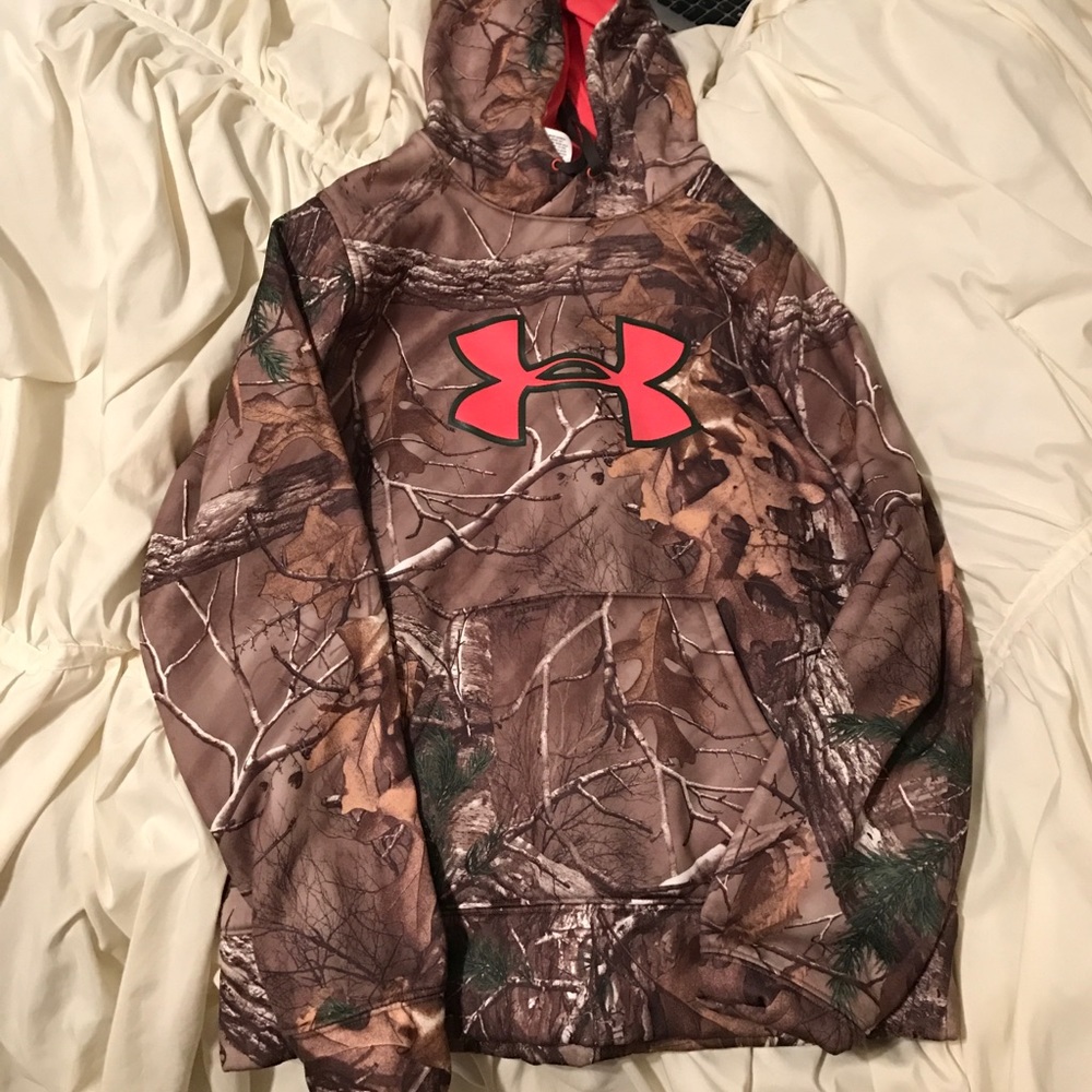 Women's camouflage under armour hoodie