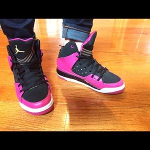 Pink Jordan's